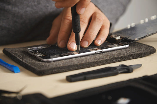 Warum eine Handyreparatur die bessere Wahl sein kann